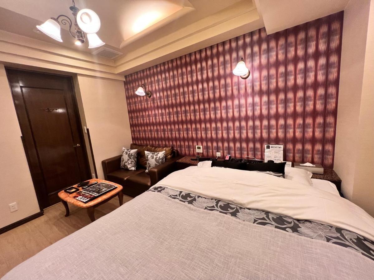 Hotel Crystal Gate Nagoya - Couple Hotel (Adults Only) Zewnętrze zdjęcie