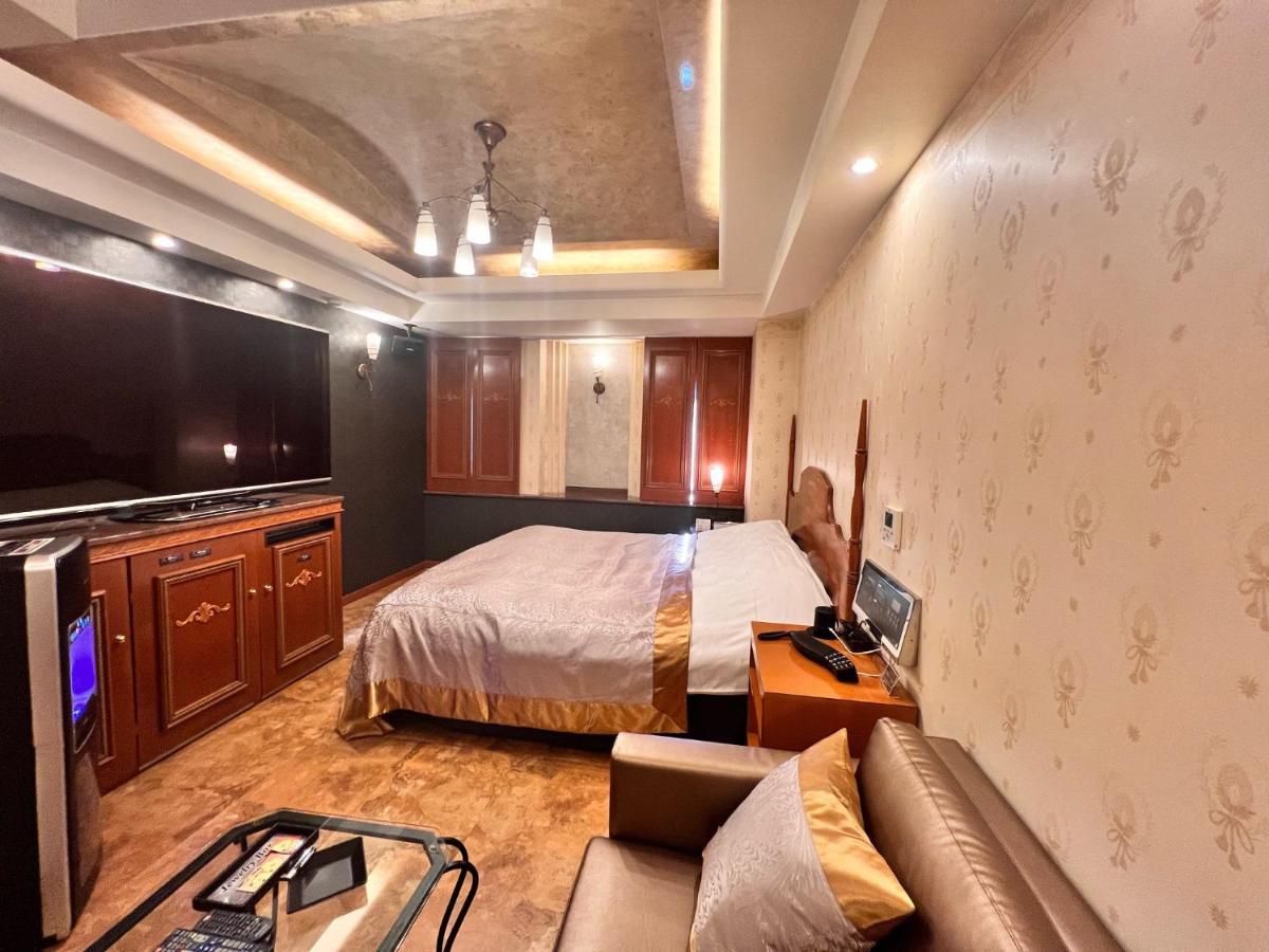 Hotel Crystal Gate Nagoya - Couple Hotel (Adults Only) Zewnętrze zdjęcie