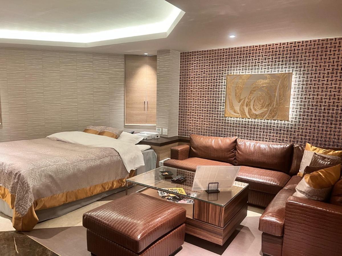Hotel Crystal Gate Nagoya - Couple Hotel (Adults Only) Zewnętrze zdjęcie